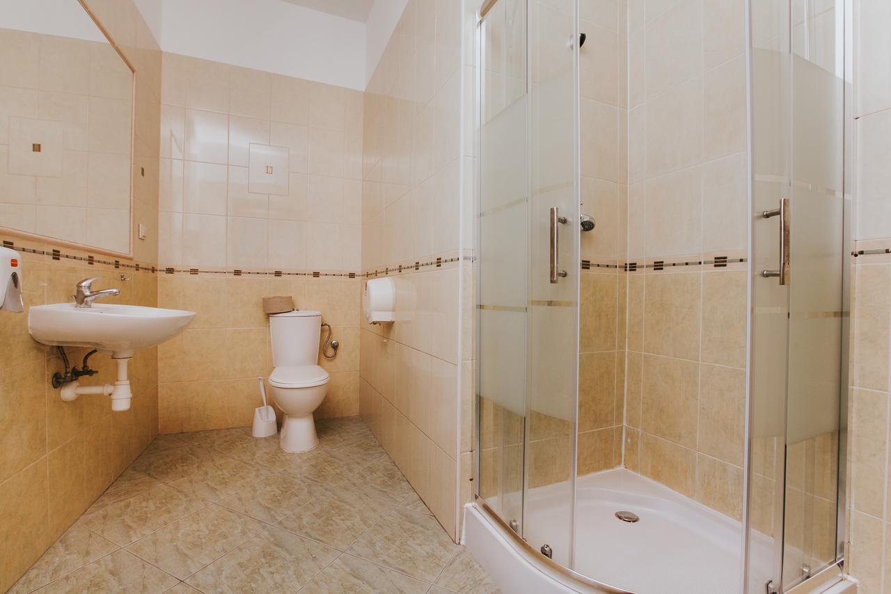 Hotel Erasmus Dorm Varšava Exteriér fotografie